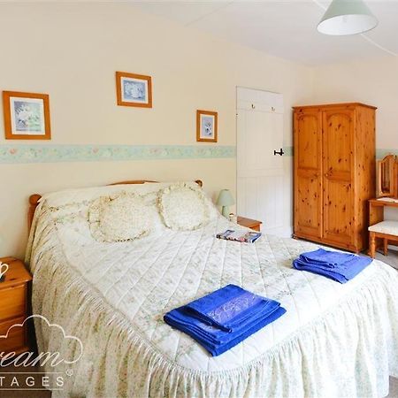 Brickyard Cottage Moreton  Ngoại thất bức ảnh